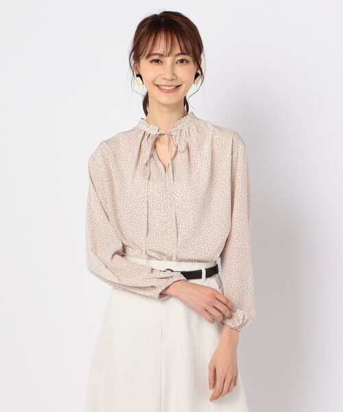 NOLLEY’S(ノーリーズ)の「デシンスクエアドットブラウス(シャツ/ブラウス・レディース・ベージュ系その他3/ブラック系その他3・38)」の1枚目の写真