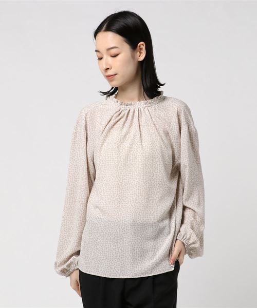 NOLLEY’S(ノーリーズ)の「デシンスクエアドットブラウス(シャツ/ブラウス・レディース・ベージュ系その他3/ブラック系その他3・38)」の6枚目の写真