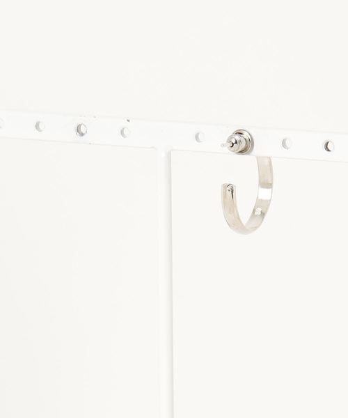 SunKu(サンク)の「WEB限定 SUNKU/サンク LARGE HOOP PIEACE/ラージ フープ ピアス/片耳用(ピアス(片耳用)・メンズ・ホワイト/オフホワイト/シルバー・ONE SIZE)」の4枚目の写真