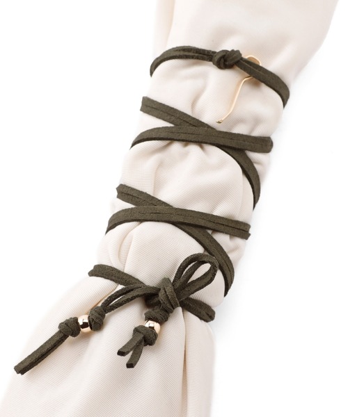 ANEMONE（アネモネ）の「タイトポニーフック[スエード]（ヘアゴム・レディース・ブラウン/カーキ/ベージュ・FREE）」の8枚目の写真