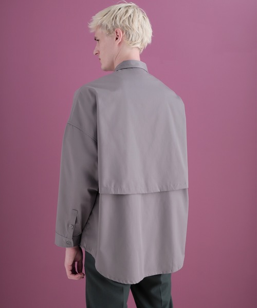 EMMA CLOTHES（エマクローズ）の「ヨークトレンチレイヤードワイドシャツ Long sleeve(EMMA CLOTHES)（シャツ/ブラウス・メンズ・ダークブラウン/ブラック/グレー系その他/グレイッシュベージュ・FREE）」の12枚目の写真