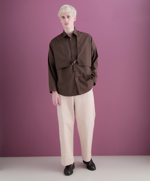 EMMA CLOTHES（エマクローズ）の「ヨークトレンチレイヤードワイドシャツ Long sleeve(EMMA CLOTHES)（シャツ/ブラウス・メンズ・ダークブラウン/ブラック/グレー系その他/グレイッシュベージュ・FREE）」の17枚目の写真