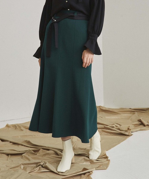 UNITED TOKYO（ユナイテッドトウキョウ）の「マーメイドフレアスカート