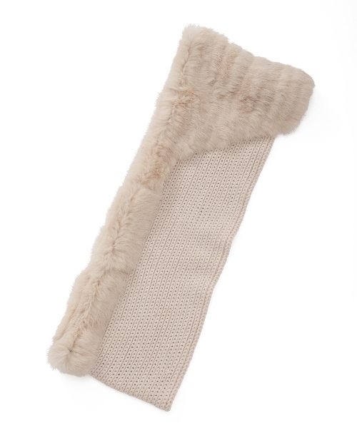 BEAUTY&YOUTH UNITED ARROWS（ビューティーアンドユースユナイテッドアローズ）の「BYTF∵ニット×ラビットファースヌード（ストール/ショール・レディース・ブラック/ナチュラル・ﾌﾘ-）」の5枚目の写真