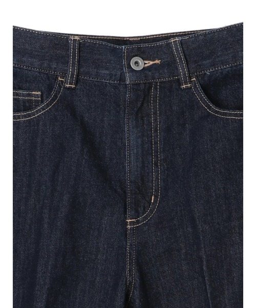 Green　Parks（グリーンパークス）の「センタープレスデニムパンツ＊★（デニムパンツ・レディース・オフホワイト/ワンウォッシュ・MEDIUM/LARGE）」の4枚目の写真