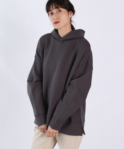 LOWRYS FARM（ローリーズファーム）の「ダンボールフーディーＬＳ　930356（パーカー・レディース・チャコールグレー/アイボリー/グリーン・FREE）」の3枚目の写真