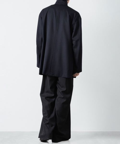 ato（アトウ）の「CLASSIC WOOL  LARGE SILHOUETTE JACKET（テーラードジャケット・メンズ・ブラック/ネイビー・46/48）」の20枚目の写真