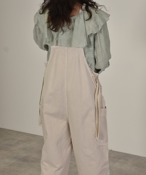 w closet（ダブルクローゼット）の「脇紐オーバーオール（サロペット/オーバーオール・レディース・カーキ/キナリ/ケミカルウォッシュ・FREE）」の6枚目の写真