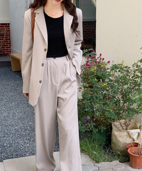 ABITOKYO（アビトーキョー）の「【セットアップ】ビックシルエットシングルジャケット+センタープレスセミワイドパンツ２点セット（セットアップ・レディース・カーキ/ブラック/グレー/ベージュ/ブルーグレー/チャコール/ライトピンク/ライトグリーン/パープル/ダークベージュ/ダークグリーン/オレンジ/ダークグリーン系/カーキ系/ブラウン・S/M）」の17枚目の写真