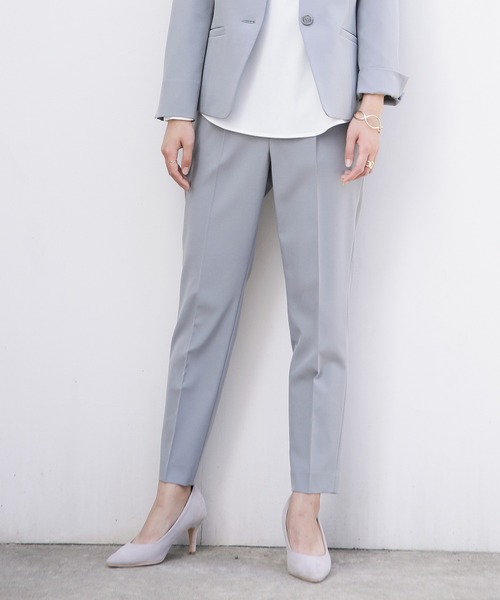 WHITE JOOLA（ホワイトジョーラ）の「【洗濯機で洗える】抗菌ストレッチ・多機能テーパードパンツ（その他パンツ・レディース・ブラック/グレー/グレイッシュベージュ・61/64/67/70）」の3枚目の写真