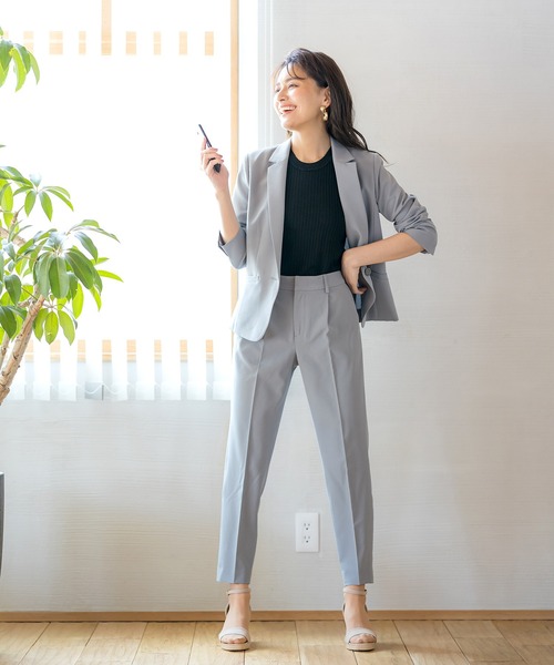 WHITE JOOLA（ホワイトジョーラ）の「【洗濯機で洗える】抗菌ストレッチ・多機能テーパードパンツ（その他パンツ・レディース・ブラック/グレー/グレイッシュベージュ・61/64/67/70）」の22枚目の写真