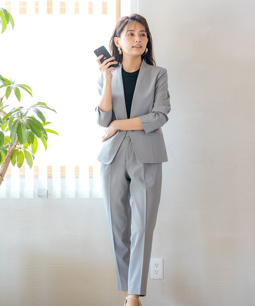 WHITE JOOLA（ホワイトジョーラ）の「【洗濯機で洗える】抗菌ストレッチ・多機能テーパードパンツ（その他パンツ・レディース・ブラック/グレー/グレイッシュベージュ・61/64/67/70）」の6枚目の写真