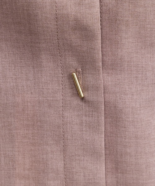 natural couture(ナチュラルクチュール)の「バー釦袖タックブラウス(シャツ/ブラウス・レディース・ブラック/サックスブルー/ミント/モカ/ストライプ/ライトベージュ・FREE)」の17枚目の写真