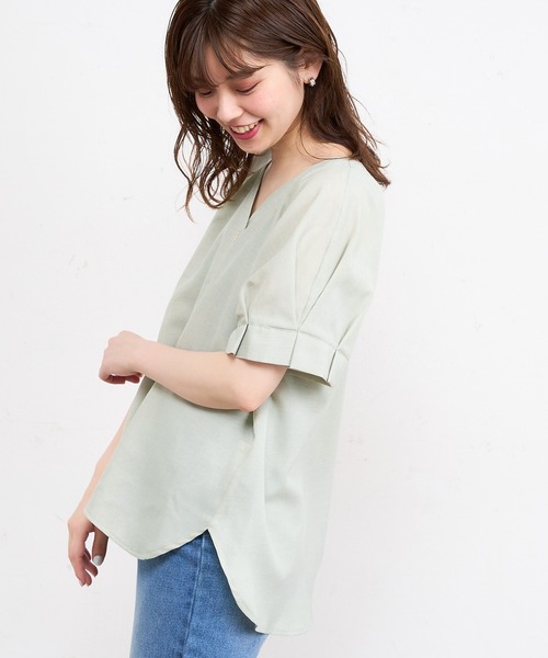 natural couture(ナチュラルクチュール)の「バー釦袖タックブラウス(シャツ/ブラウス・レディース・ブラック/サックスブルー/ミント/モカ/ストライプ/ライトベージュ・FREE)」の22枚目の写真
