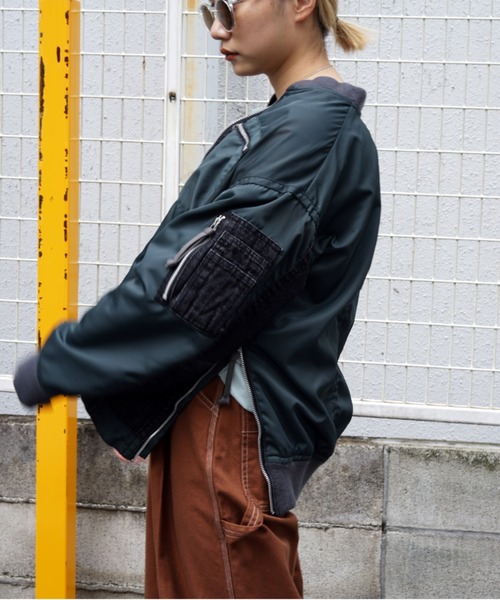 AVIREX(アヴィレックス)の「タイプブルー コンビネーション MA-1/ TYPE BLUE COMBINATION MA-1(MA-1・レディース・ブラック/セージグリーン・FREE)」の12枚目の写真