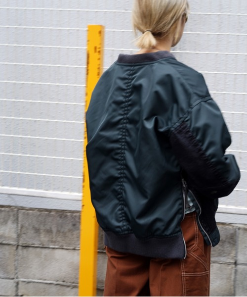 AVIREX(アヴィレックス)の「タイプブルー コンビネーション MA-1/ TYPE BLUE COMBINATION MA-1(MA-1・レディース・ブラック/セージグリーン・FREE)」の13枚目の写真