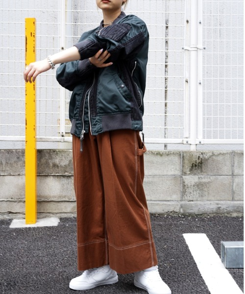 AVIREX(アヴィレックス)の「タイプブルー コンビネーション MA-1/ TYPE BLUE COMBINATION MA-1(MA-1・レディース・ブラック/セージグリーン・FREE)」の18枚目の写真