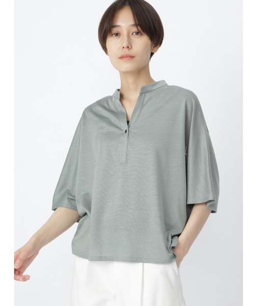 human woman(ヒューマンウーマン)の「ラミープレーティング天竺カットソートップス(Tシャツ/カットソー・レディース・グレー/グリーン/レッド・MEDIUM)」の3枚目の写真