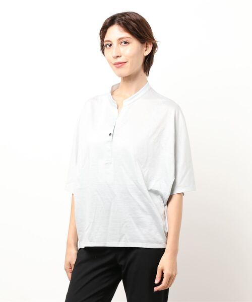 human woman(ヒューマンウーマン)の「ラミープレーティング天竺カットソートップス(Tシャツ/カットソー・レディース・グレー/グリーン/レッド・MEDIUM)」の6枚目の写真