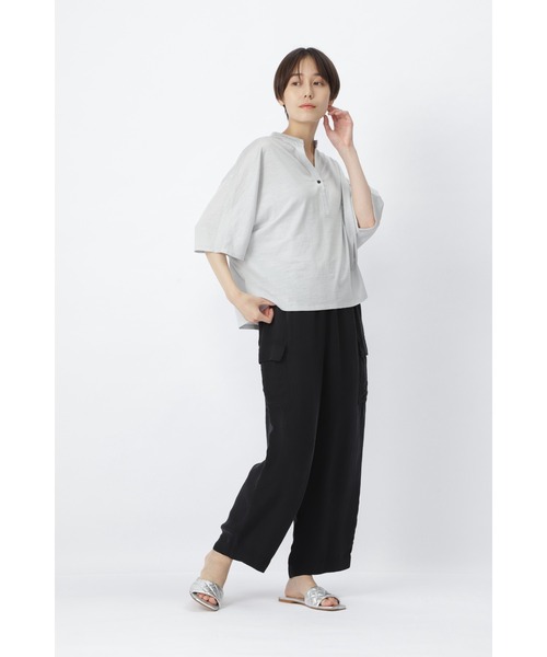human woman(ヒューマンウーマン)の「ラミープレーティング天竺カットソートップス(Tシャツ/カットソー・レディース・グレー/グリーン/レッド・MEDIUM)」の21枚目の写真
