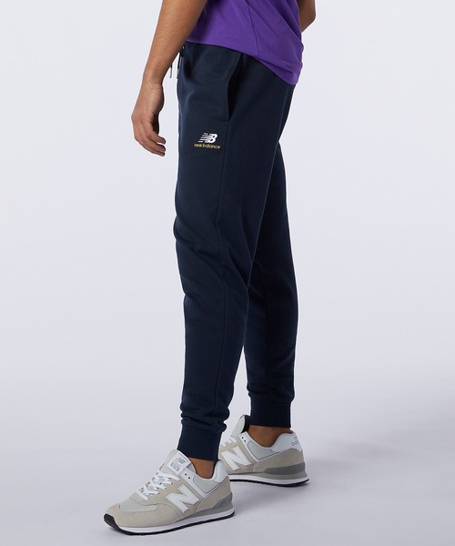 NEW BALANCE（ニューバランス）の「NB Essentials 刺しゅうロゴ