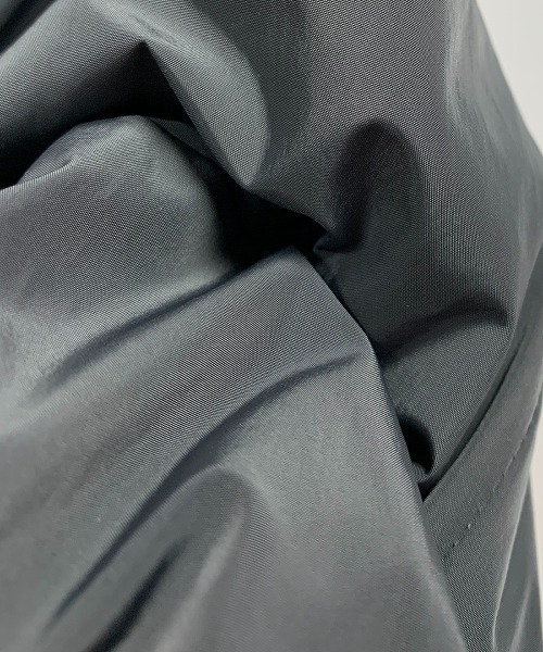 LUGIVA（ルギヴァ）の「形状記憶タフタ タックブルゾン（ブルゾン・レディース・チャコールグレー/ブラック/ベージュ・M）」の13枚目の写真