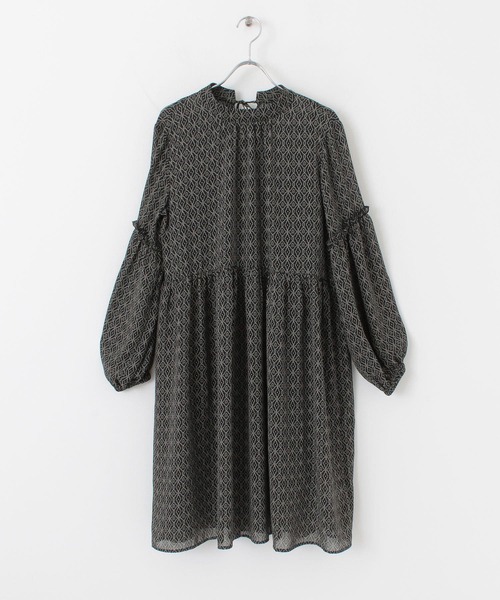 URBAN RESEARCH ROSSO（アーバンリサーチロッソ）の「ジオメトリックミニワンピース（ワンピース・レディース・ブラック/グリーン系その他・FREE）」の14枚目の写真