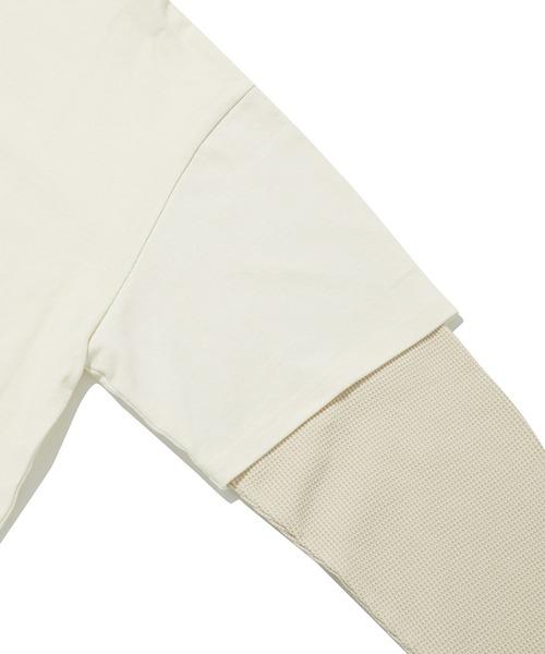 COVERNAT（カバーナット）の「【COVERNAT】LAYERED AUTHENTIC LOGO LONG SLEEVE / カバーナット レイヤード オーセンティック ロゴ ロングスリーブ Tシャツ（Tシャツ/カットソー・メンズ・ネイビー/ブラック/アイボリー・SMALL/X-LARGE/MEDIUM/LARGE）」の13枚目の写真