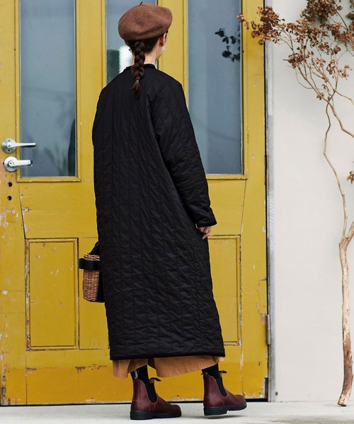 Sunny clouds(サニークラウズ)の「SUNNY CLOUDS 縦キルトのコート〈レディース〉(その他アウター・レディース・ブラック・X-LARGE/XX-LARGE/MEDIUM/NM/LARGE)」の8枚目の写真