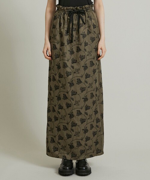 EBONY（エボニー）の「【EBONY(エボニー)】フラワーエンブロイダリースカート E21AW-T-02（スカート・レディース・グレー/カーキ・1/2）」の21枚目の写真