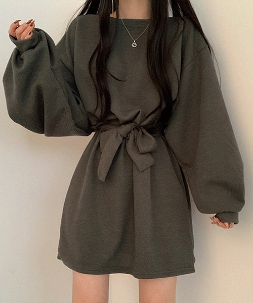 a lot of love（ア ロット オブ ラブ）の「ボリュームランタンスリーブ　ウエストリボンワンピース（ワンピース・レディース・テラコッタ/ブラウン/グレー/ブラック・FREE）」の2枚目の写真