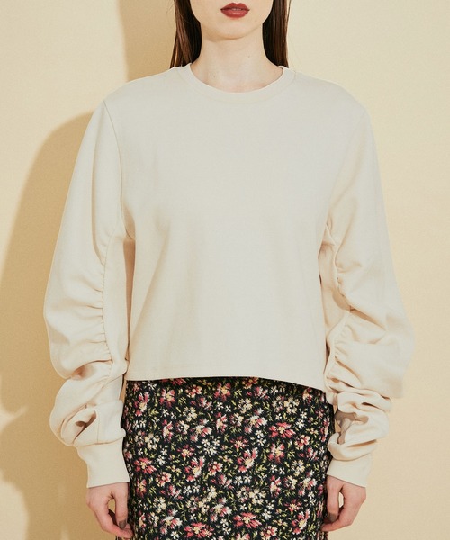 MADEMOISELLE ROPE'(マドモアゼル ロペ)の「ギャザースリーブスウェットプルオーバー(スウェット・レディース・ダークパープル/ホワイト系その他2・38)」の3枚目の写真