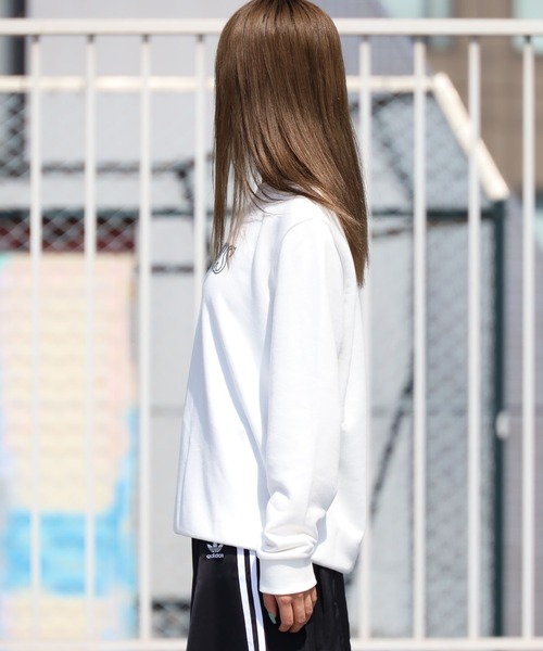 Guess(ゲス)の「GUESS/ゲス MENS S L/SLV SWEATSHIRT クルーネックスウェット フロントロゴ(スウェット・メンズ・アイボリー/ブラック/カーキ・XL/M/L)」の9枚目の写真