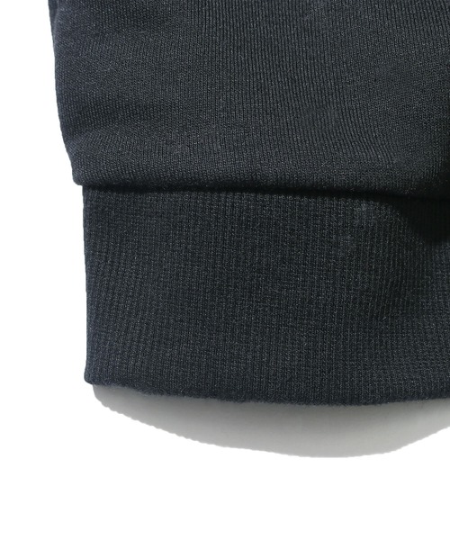 Guess(ゲス)の「GUESS/ゲス MENS S L/SLV SWEATSHIRT クルーネックスウェット フロントロゴ(スウェット・メンズ・アイボリー/ブラック/カーキ・XL/M/L)」の15枚目の写真