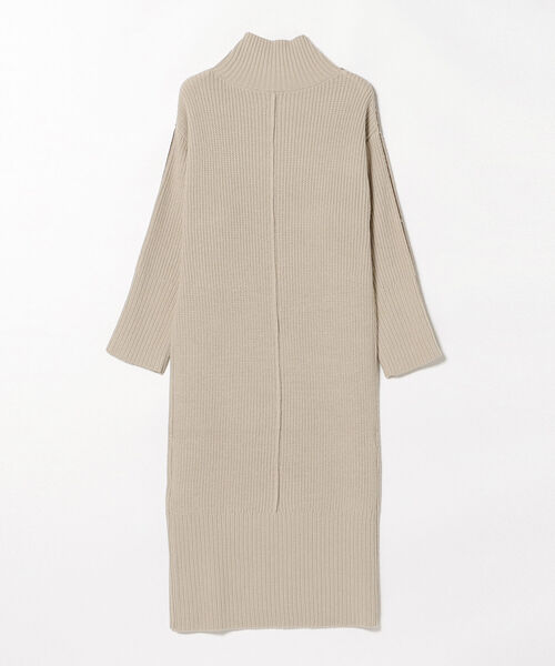 BEAMS HEART（ビームスハート）の「BEAMS HEART / パイピング ニットワンピース（ワンピース・レディース・チャコールグレー/ベージュ・FREE）」の15枚目の写真