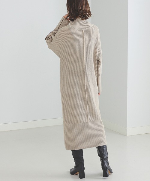 BEAMS HEART（ビームスハート）の「BEAMS HEART / パイピング ニットワンピース（ワンピース・レディース・チャコールグレー/ベージュ・FREE）」の14枚目の写真