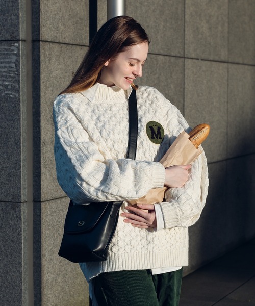 ミエコウエサコ ハイネック ニット セーター ミエコ ウエサコ刺繍