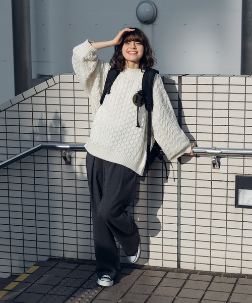 MUHET（ミュエータ）の「サガラ刺繍ロゴケーブルハイネックニット（ニット/セーター・レディース・オフホワイト/マスタード・SMALL/MEDIUM/LARGE）」の13枚目の写真