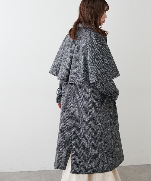 natural couture(ナチュラルクチュール)の「羽織るだけでトレンド顔!ケープ付きステンカラーコート(ステンカラーコート・レディース・その他1/ミント/アイボリー/グレー/ブラック・FREE)」の9枚目の写真