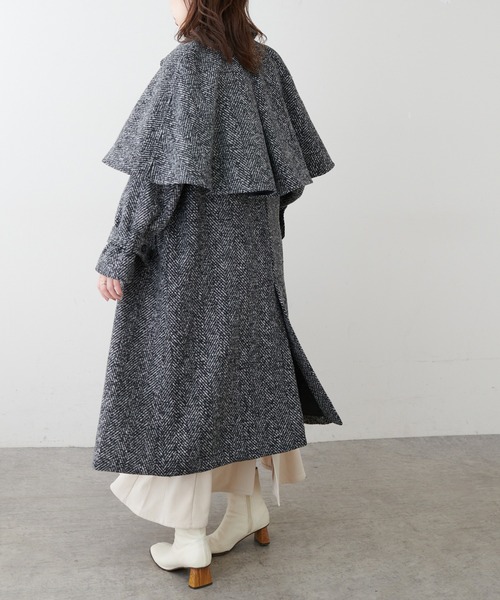 natural couture(ナチュラルクチュール)の「羽織るだけでトレンド顔!ケープ付きステンカラーコート(ステンカラーコート・レディース・その他1/ミント/アイボリー/グレー/ブラック・FREE)」の10枚目の写真