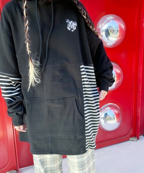 Candy Stripper（キャンディストリッパー）の「CANDY PATCHED BORDER HOODIE（パーカー・レディース・ブラック/ブラウン/グリーン・2）」の22枚目の写真