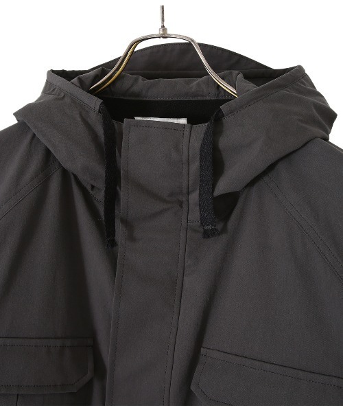 PORT BY ARK（ポートバイアーク）の「PORT BY ARK / ポートバイアーク：Mountain Jacket：PO10-G001[COR]（ブルゾン・メンズ・ブラック系その他/ベージュ系その他・1/2）」の16枚目の写真