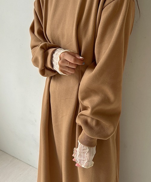 Bab（バブ）の「ウエストタック裏起毛ワンピース（ワンピース・レディース・ブラック/アイボリー/モカ/グレー系その他/ブルー系その他/ホワイト系その他・M）」の8枚目の写真