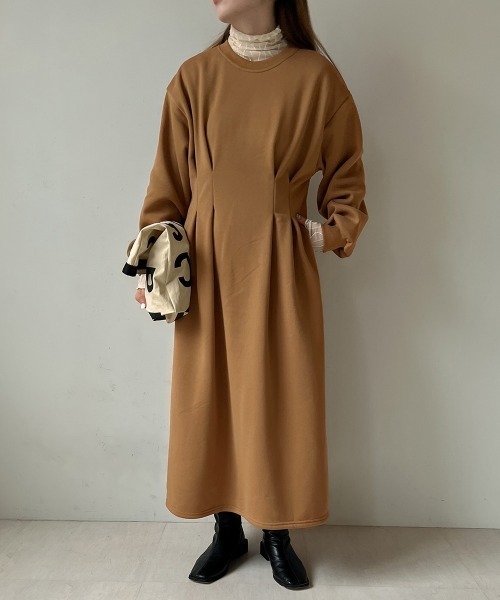 Bab（バブ）の「ウエストタック裏起毛ワンピース（ワンピース・レディース・ブラック/アイボリー/モカ/グレー系その他/ブルー系その他/ホワイト系その他・M）」の21枚目の写真