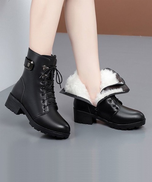 TABI PAL(タビパル)の「【TABI PAL】ボアショートブーツ(ブーツ・レディース・ブラック・24cm/23.5cm/23cm/24.5cm/22.5cm/25cm)」の2枚目の写真