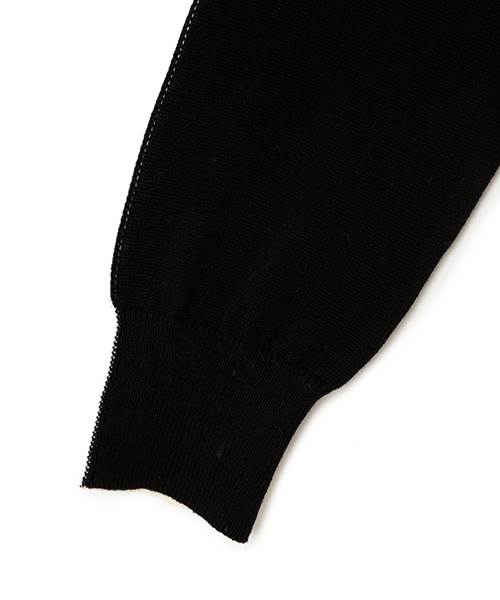 CONVERSE(コンバース)の「CONVERSE DESIGNED BY MEG / ニットプルオーバー(ニット/セーター・レディース・ブラック/クリーム・ONE SIZE)」の6枚目の写真