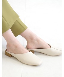 AmiAmi | ウッド調ヒールスクエアトゥミュール(サンダル)