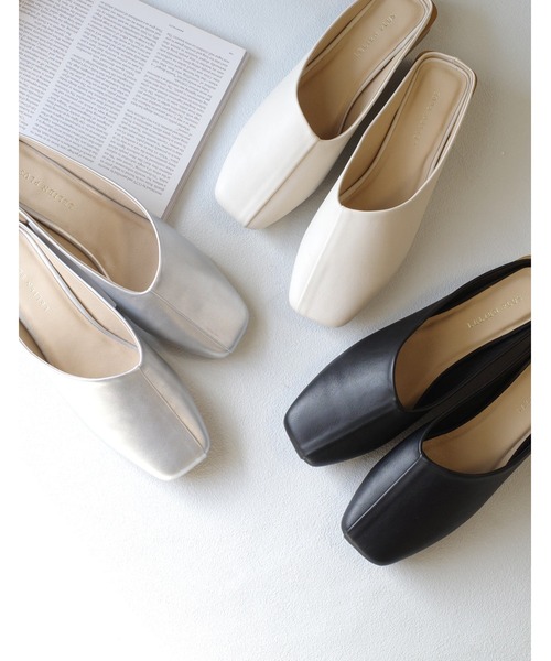 AmiAmi（アミアミ）の「ウッド調ヒールスクエアトゥミュール（サンダル・レディース・ブラック/ブラウン/シルバー/アイボリー/グレイッシュベージュ・LL/S/M/L）」の6枚目の写真