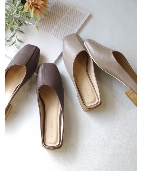 AmiAmi（アミアミ）の「ウッド調ヒールスクエアトゥミュール（サンダル・レディース・ブラック/ブラウン/シルバー/アイボリー/グレイッシュベージュ・LL/S/M/L）」の10枚目の写真