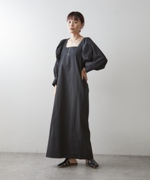 Omekashi（オメカシ）の「スクエアネックワンピース（ワンピース）」